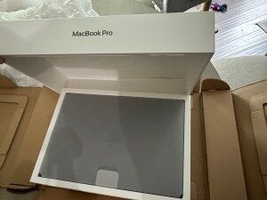 MacBook Pro (14 polegadas, M3 Pro) para meninas gamer – Geeky Sweetie